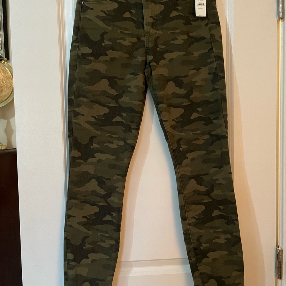 GAP camo skinny jeans size 4 NWT